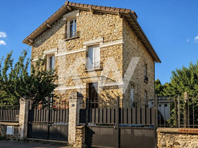Maison 7 pièces 145 m²