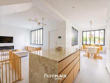 Maison 7 pièces 145 m²