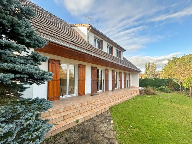 Maison 7 pièces 145 m²