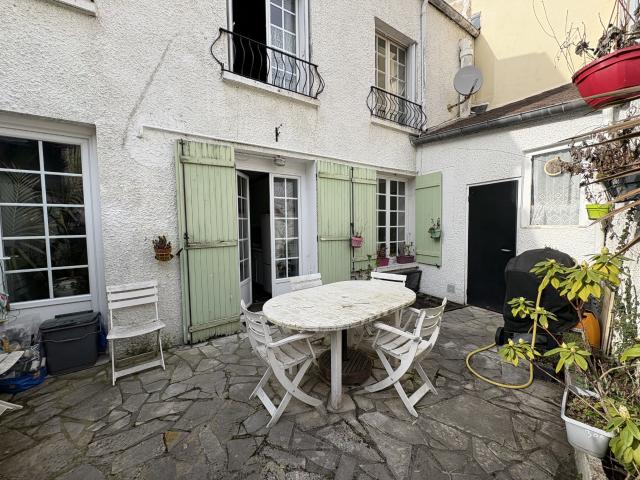 Maison 7 pièces 145 m²