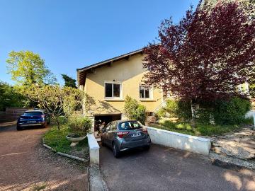Maison 7 pièces 145 m²