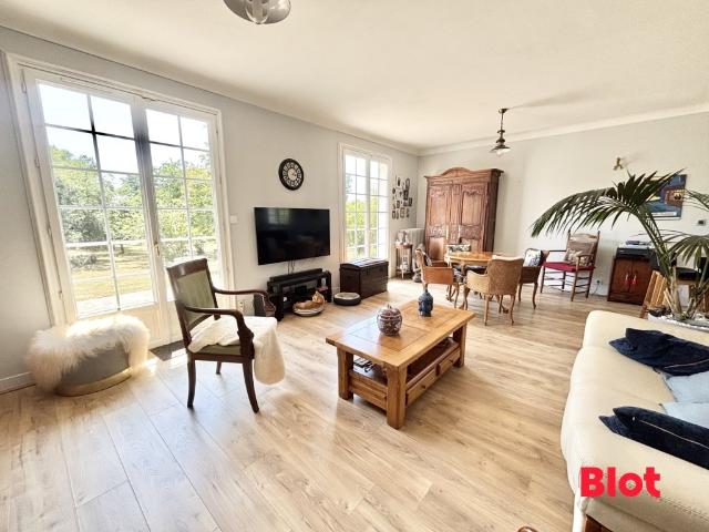 Maison 7 pièces 145 m²