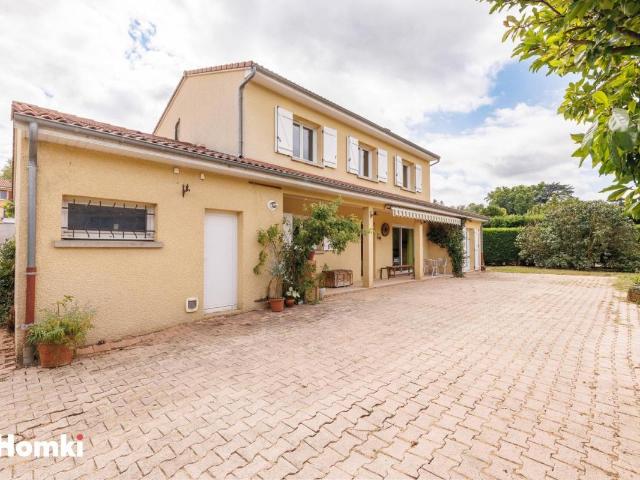 Maison 7 pièces 145 m²