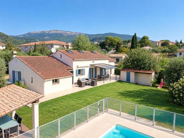 Maison 7 pièces 145 m²