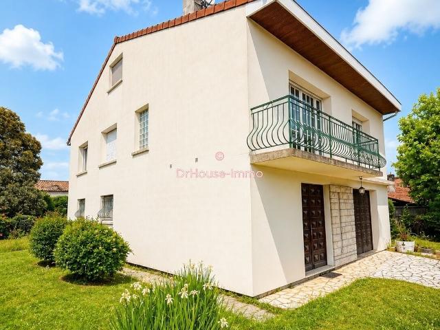 Maison 7 pièces 146 m²