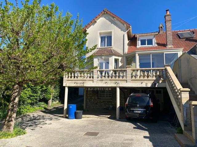 Maison 7 pièces 146 m²
