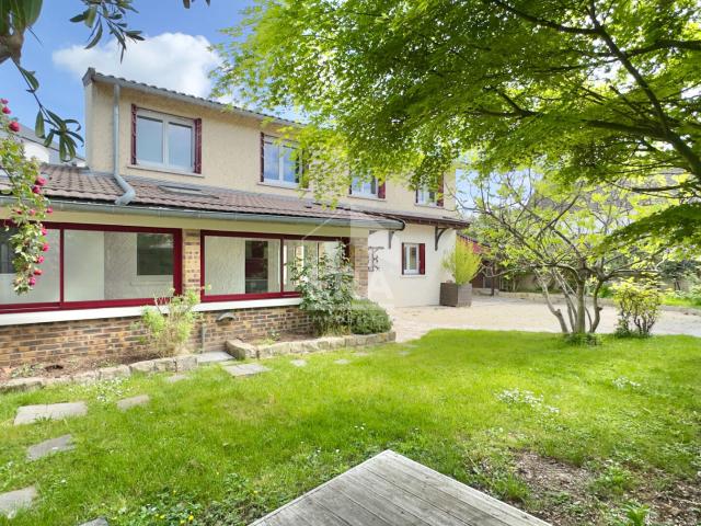 Maison 7 pièces 146 m²
