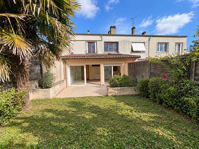 Maison 7 pièces 146 m²