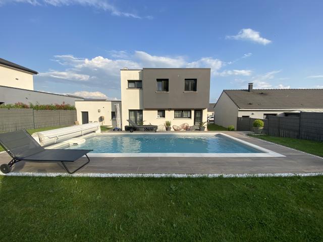 Maison 7 pièces 146 m²