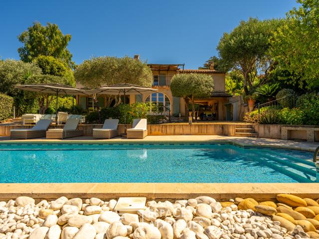 Maison 7 pièces 146 m²