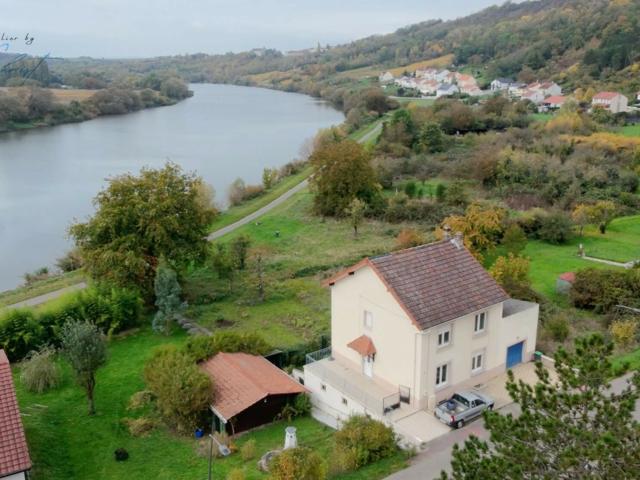Maison 7 pièces 146 m²
