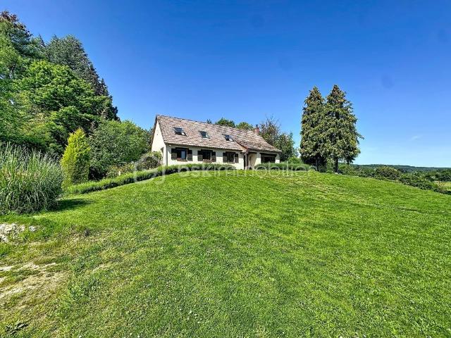 Maison 7 pièces 146 m²