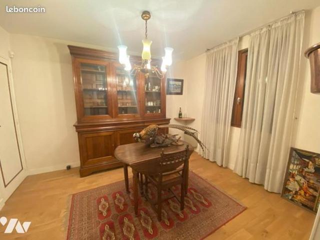 Maison 7 pièces 146 m²