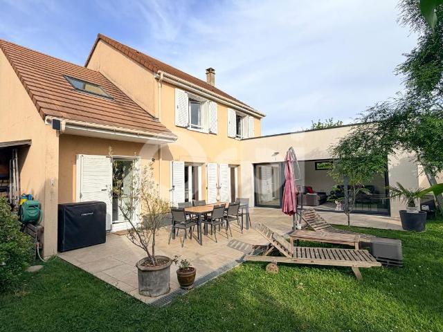 Maison 7 pièces 147 m²