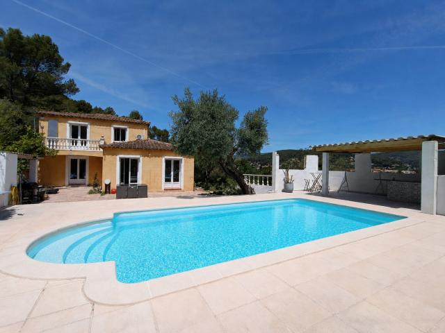 Maison 7 pièces 147 m²