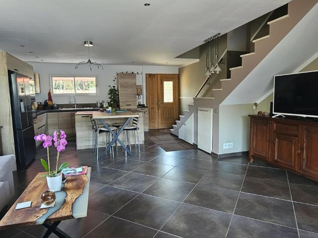 Maison 7 pièces 147 m²