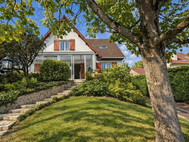 Maison 7 pièces 147 m²