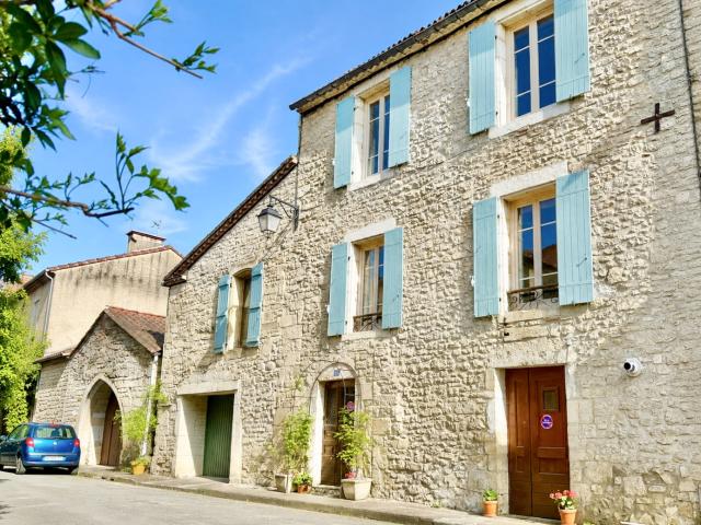Maison 7 pièces 147 m²