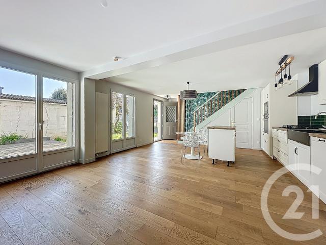 Maison 7 pièces 147 m²
