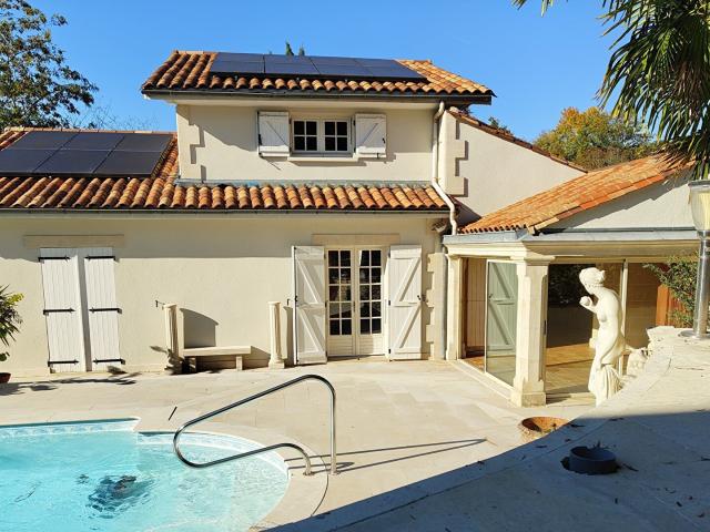 Maison 7 pièces 147 m²