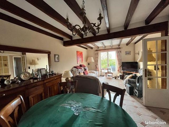 Maison 7 pièces 147 m²