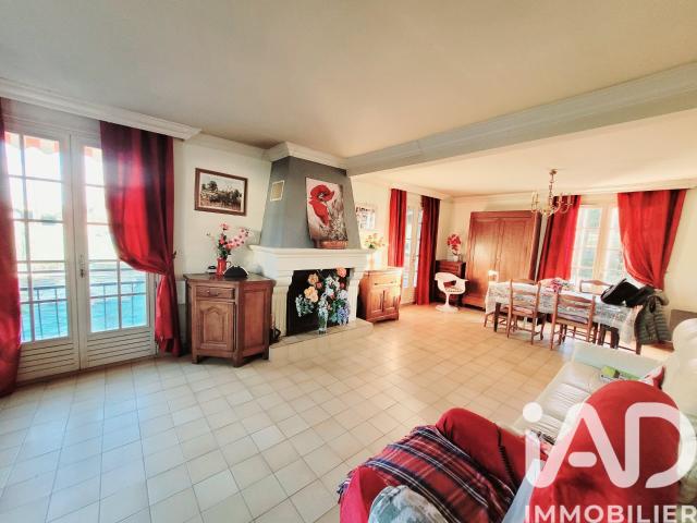 Maison 7 pièces 148 m²