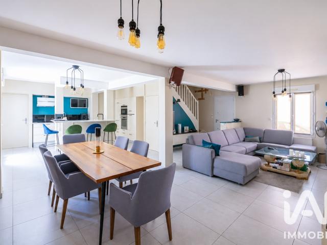 Maison 7 pièces 148 m²