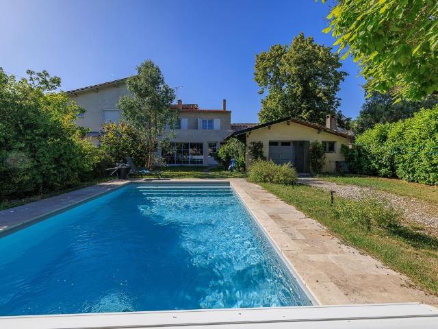 Maison 7 pièces 148 m²