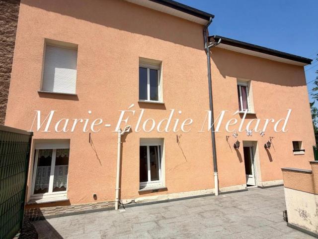 Maison 7 pièces 140 m²