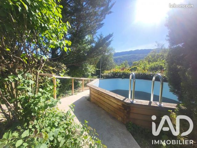 Maison 7 pièces 140 m²