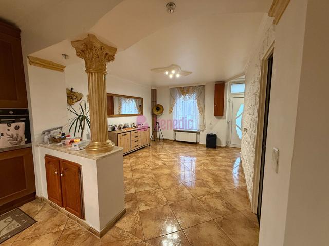 Maison 7 pièces 140 m²