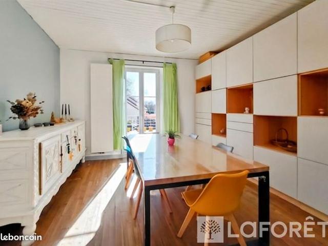 Maison 7 pièces 140 m²