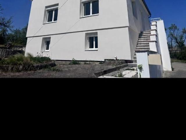 Maison 7 pièces 140 m²