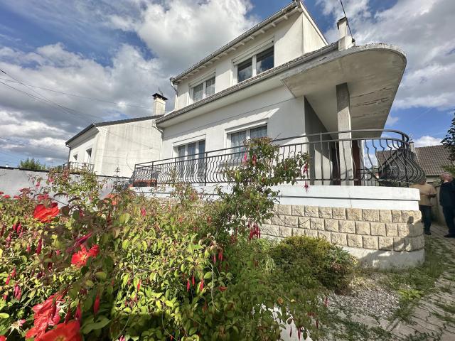 Maison 7 pièces 140 m²