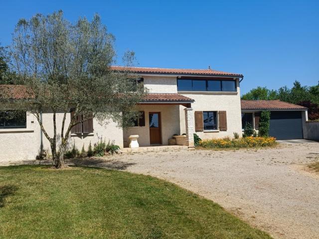 Maison 7 pièces 140 m²