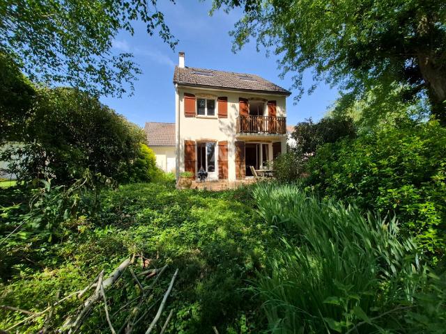 Maison 7 pièces 140 m²