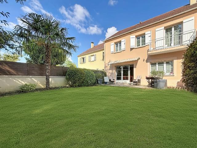 Maison 7 pièces 140 m²