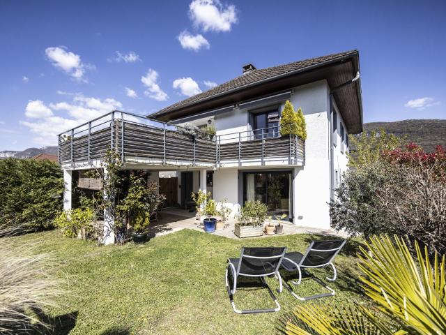Maison 7 pièces 140 m²