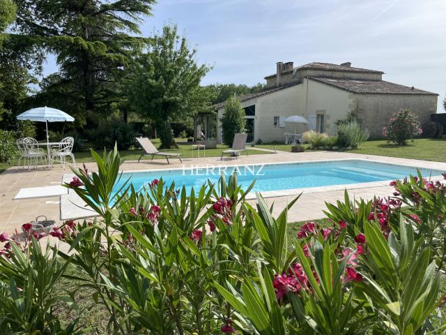 Maison 7 pièces 140 m²