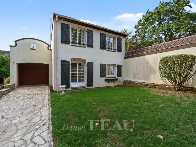 Maison 7 pièces 140 m²