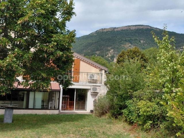Maison 7 pièces 140 m²