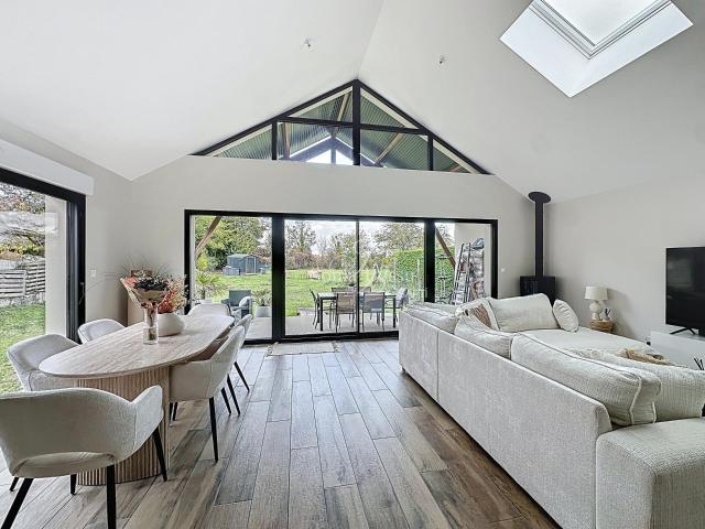 Maison 7 pièces 140 m²