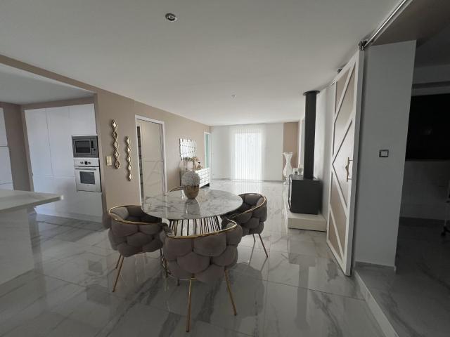 Maison 7 pièces 140 m²