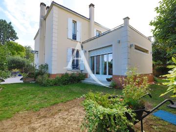 Maison 7 pièces 140 m²