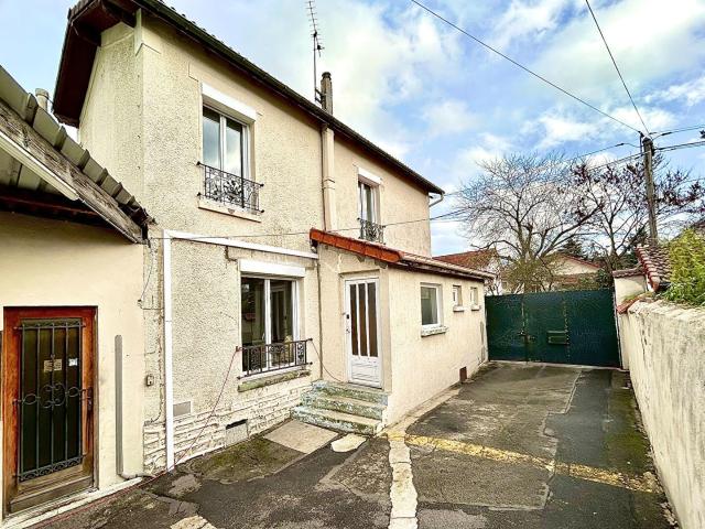 Maison 7 pièces 140 m²