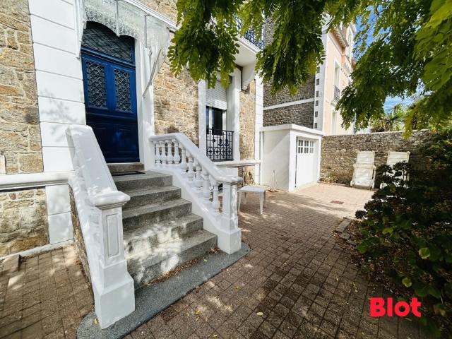 Maison 7 pièces 140 m²