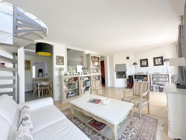 Maison 7 pièces 140 m²