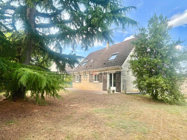 Maison 7 pièces 140 m²
