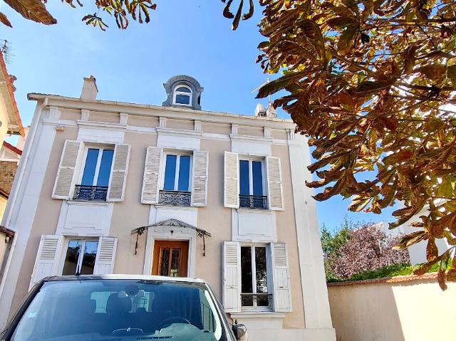 Maison 7 pièces 140 m²