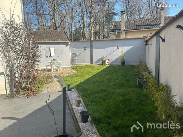 Maison 7 pièces 140 m²